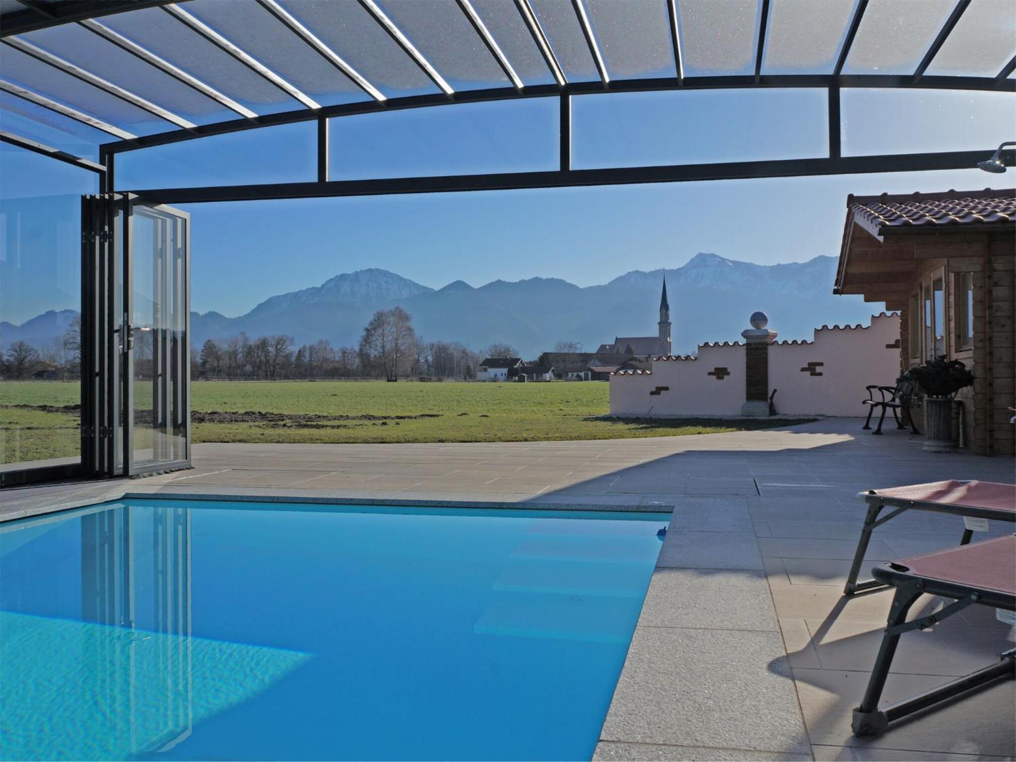 Alluring Holiday Home In Ubersee With Whirlpool Eksteriør billede
