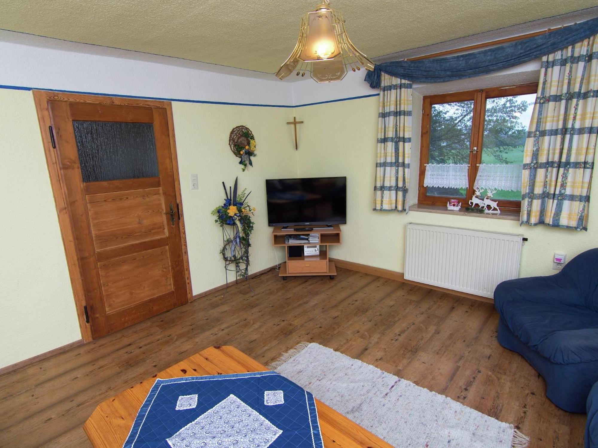 Alluring Holiday Home In Ubersee With Whirlpool Eksteriør billede