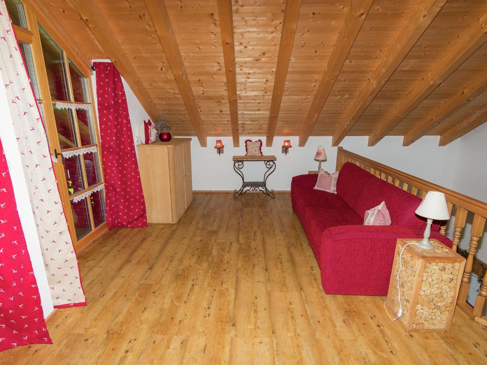 Alluring Holiday Home In Ubersee With Whirlpool Eksteriør billede