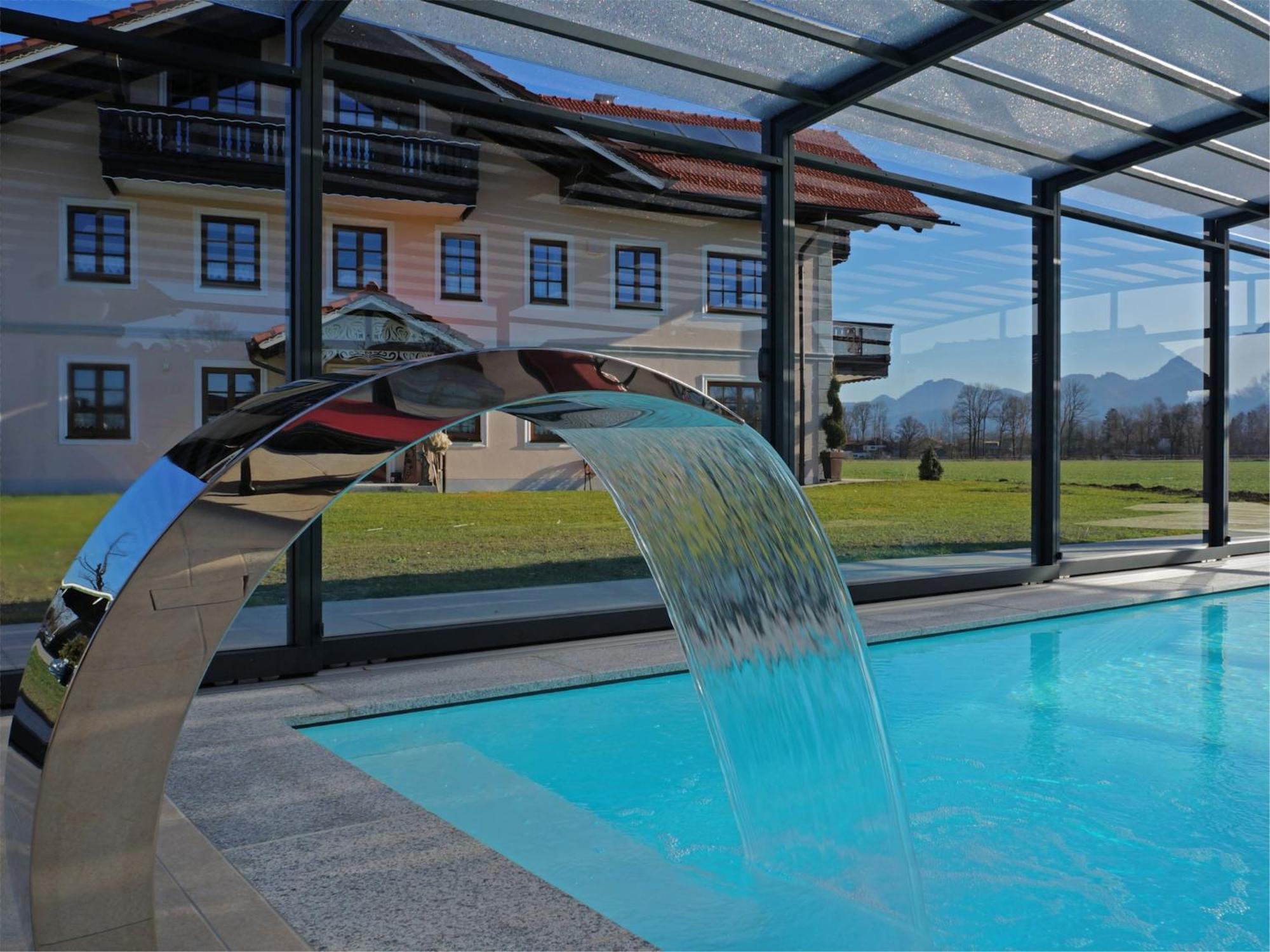Alluring Holiday Home In Ubersee With Whirlpool Eksteriør billede